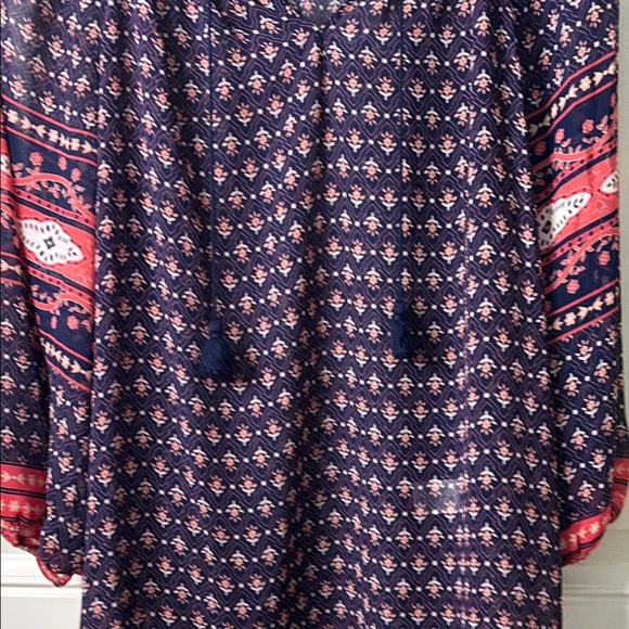 EUC Women’s Apt. 9 3/4 Sleeve Tie Front Blouse - Picture 3 of 5